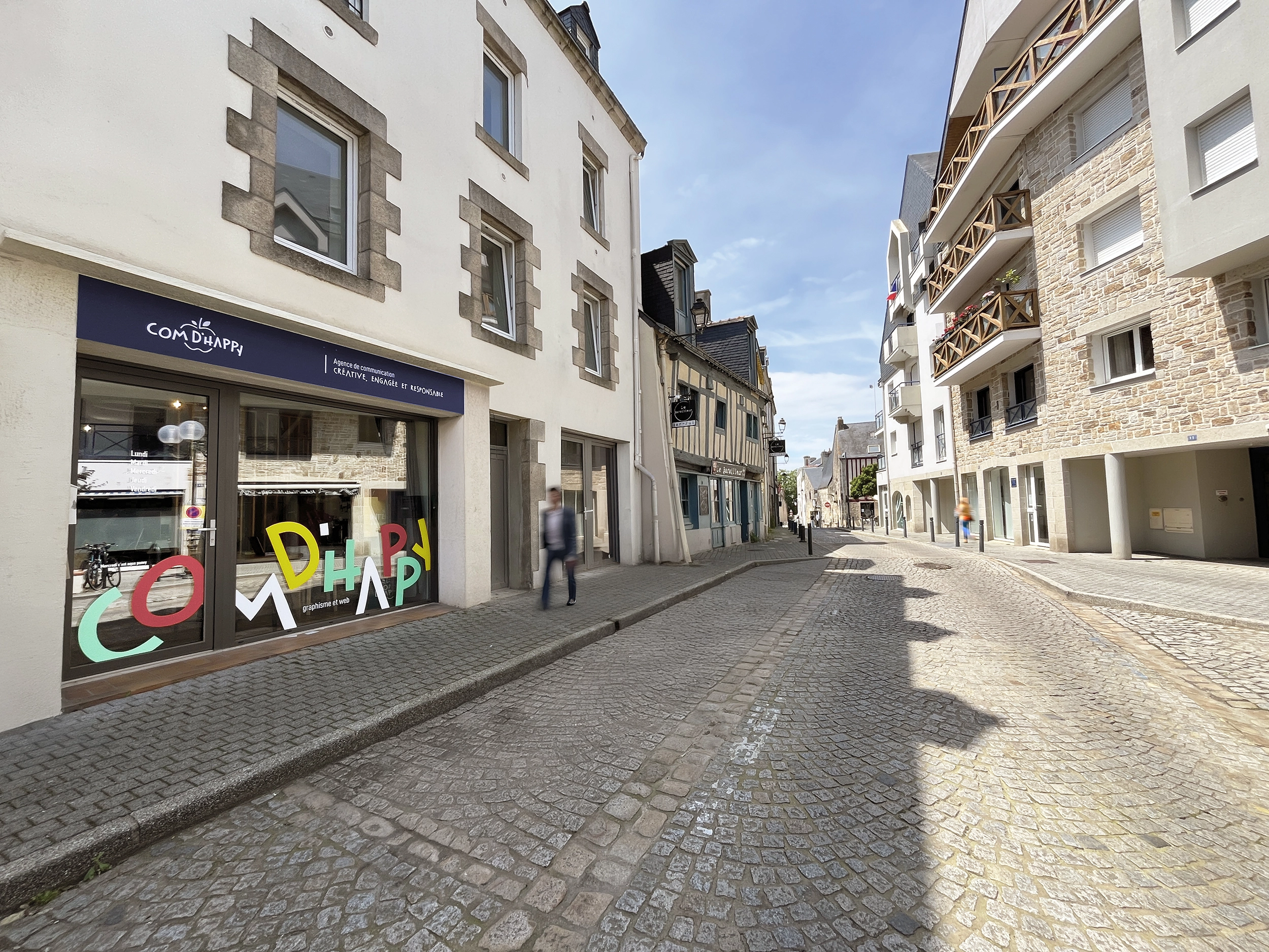 Place Cabello Com d'Happy